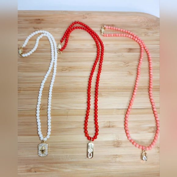 4 mm Red Coral Gold plated charm necklace - Picture 2 of 3